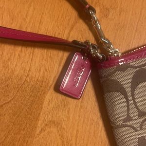 coach wallet only used once